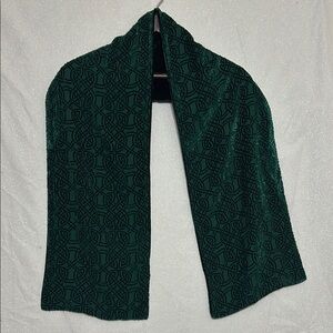Elegant, Velvet, Silk-Blend Green Patterned Scarf
